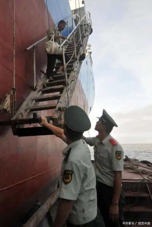 无畏风雨：中国足球如何在大浪淘沙中锤炼“水手精神”